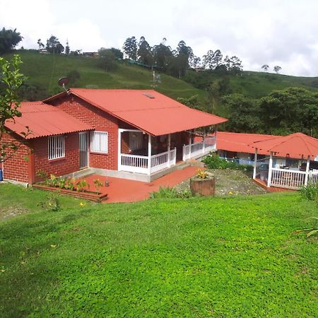 La Gaviota Bnb Bed & Breakfast Filandia Exterior foto